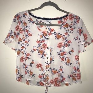 Floral cropped blouse